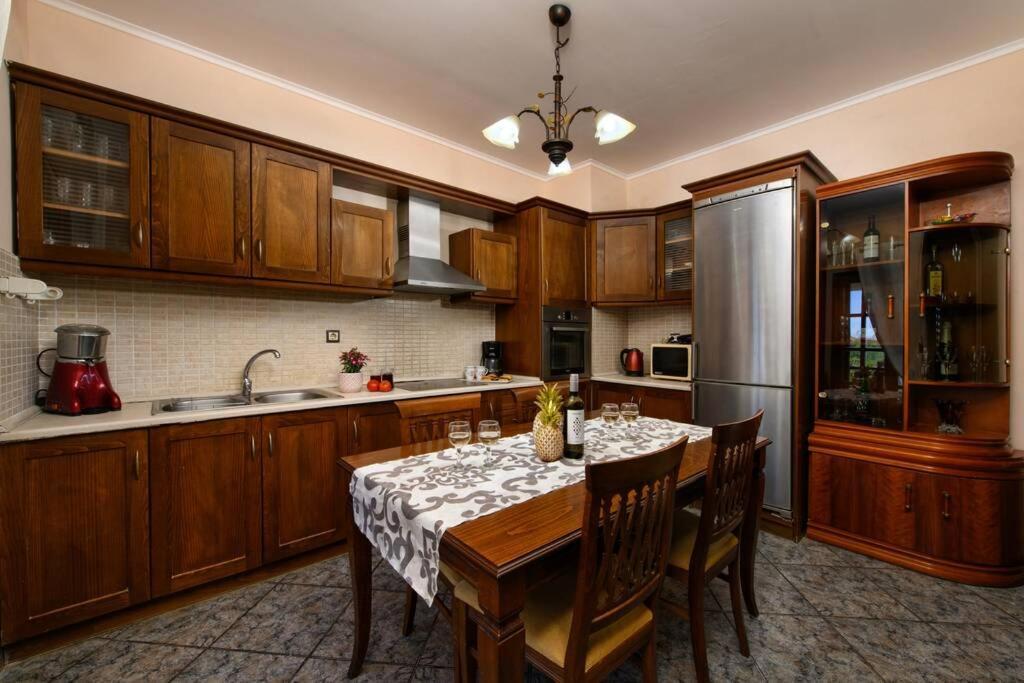 Seaview Cottage - Calmare Petrití 外观 照片